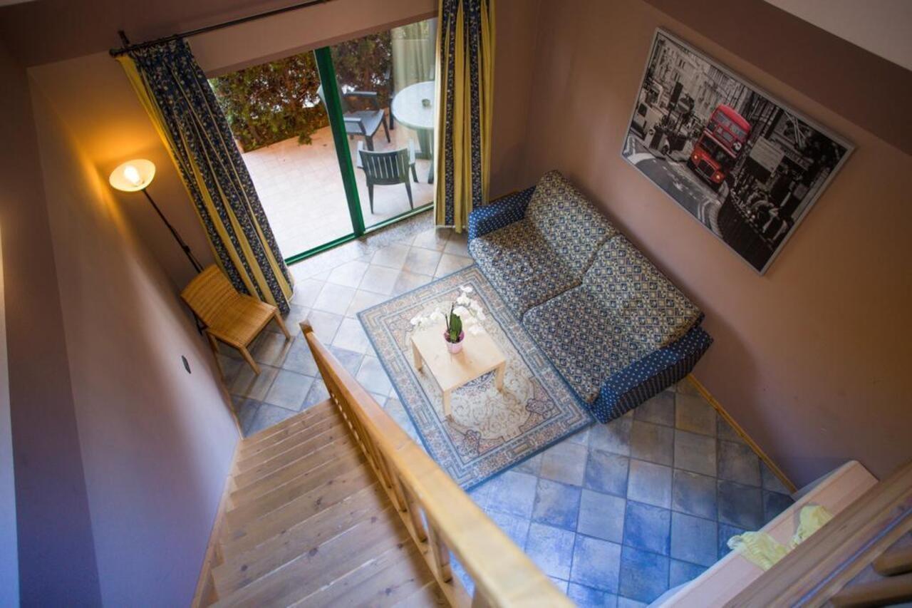 Hotel Ristorante La Perla Varallo Pombia Εξωτερικό φωτογραφία