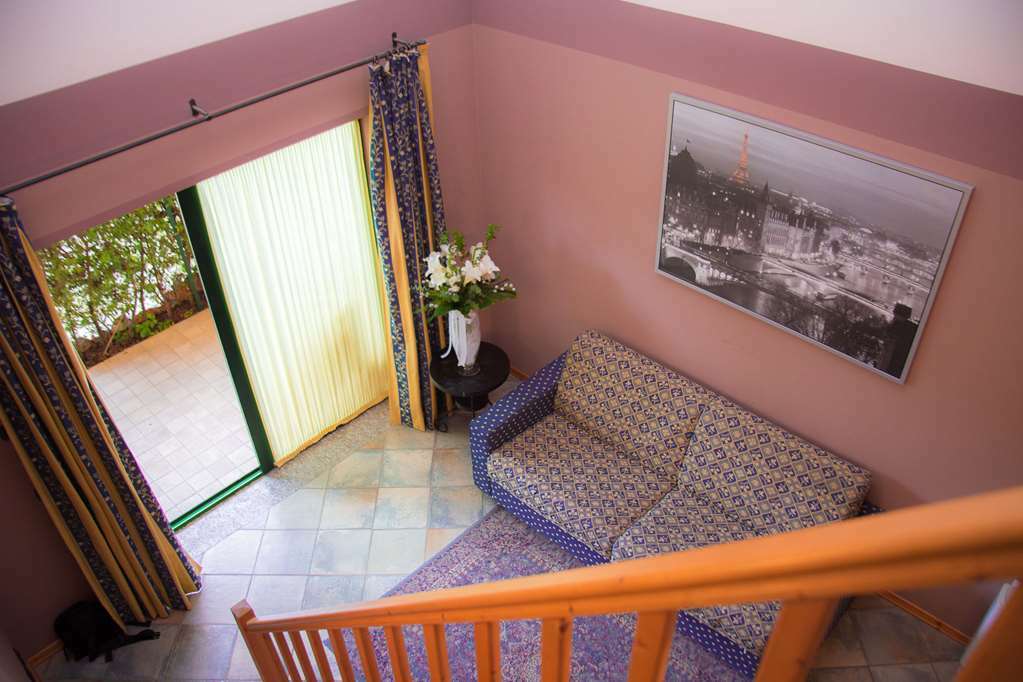 Hotel Ristorante La Perla Varallo Pombia Δωμάτιο φωτογραφία
